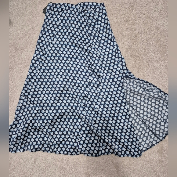 NWT Maje Clover-Print Satin-Effect Midi Skirt, EU 36 - Picture 10 of 12